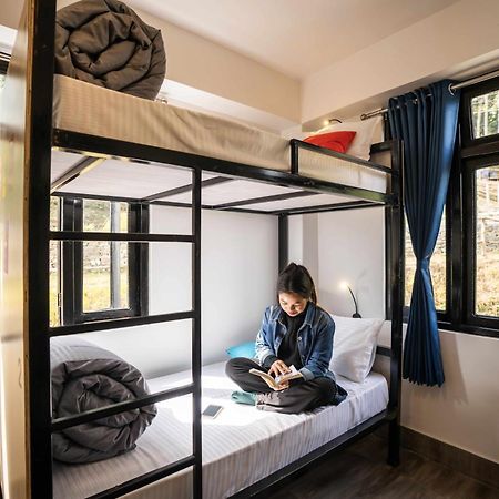 Zostel Rinchenpong Hostel Buitenkant foto