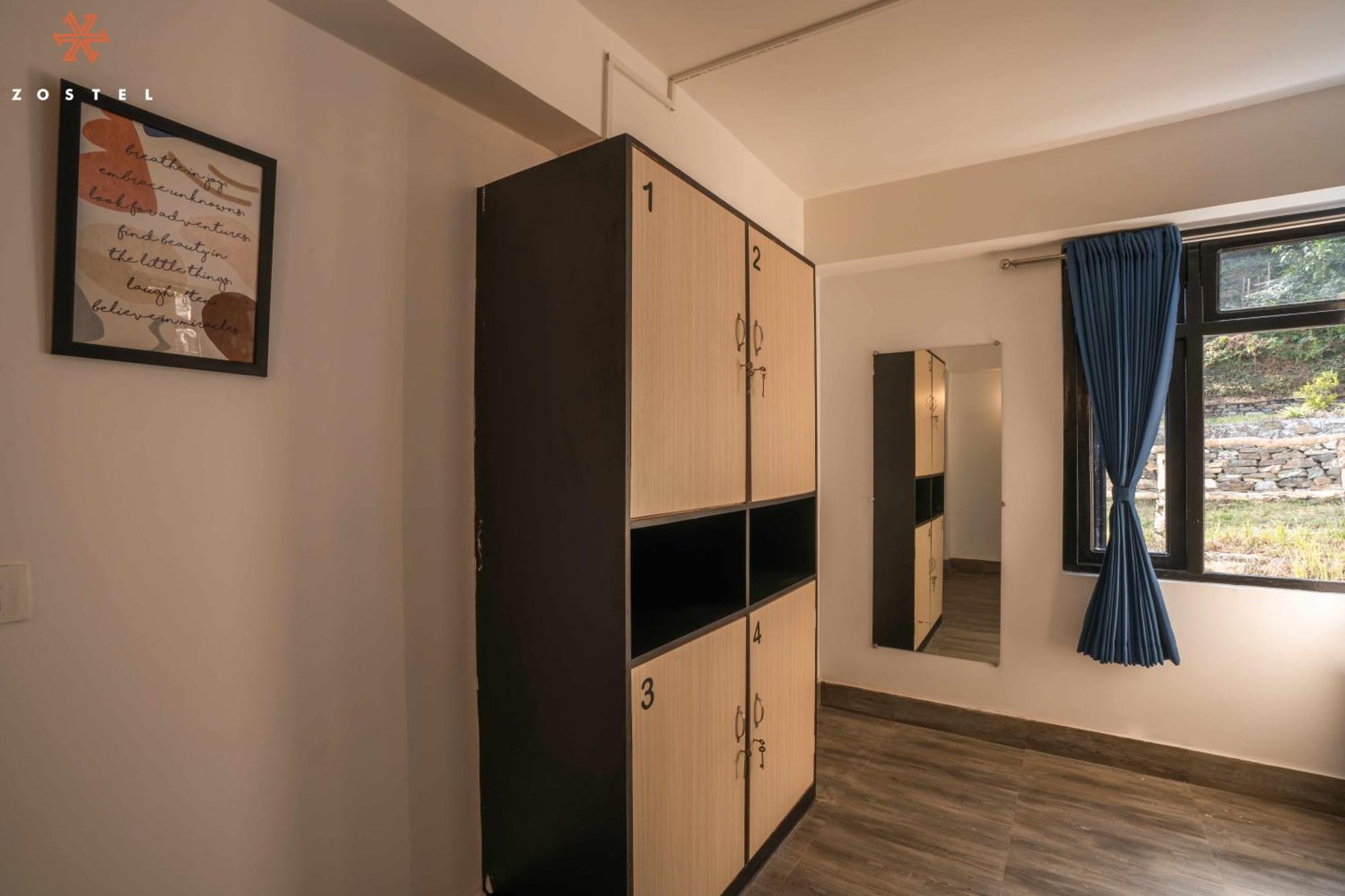 Zostel Rinchenpong Hostel Buitenkant foto