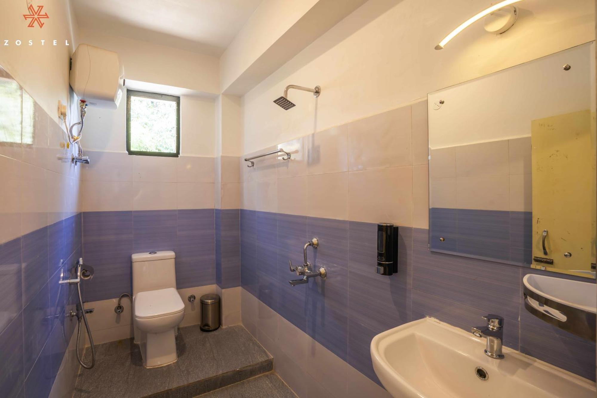 Zostel Rinchenpong Hostel Kamer foto