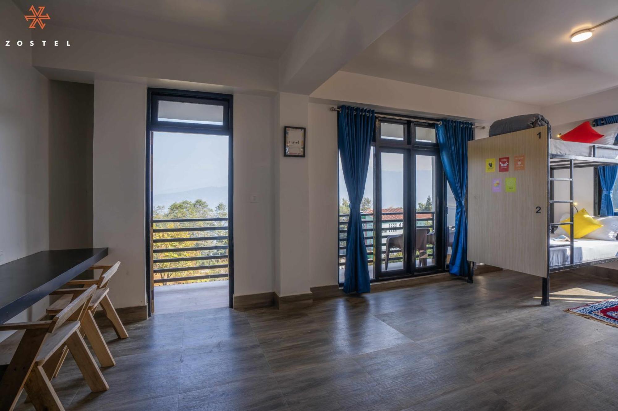 Zostel Rinchenpong Hostel Buitenkant foto