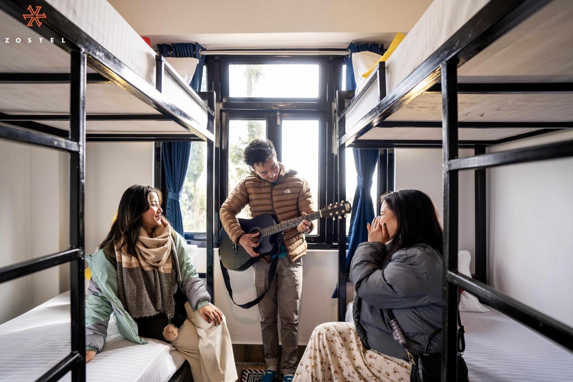 Zostel Rinchenpong Hostel Buitenkant foto