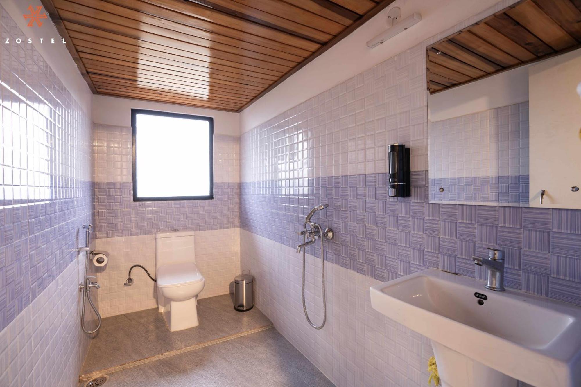 Zostel Rinchenpong Hostel Kamer foto