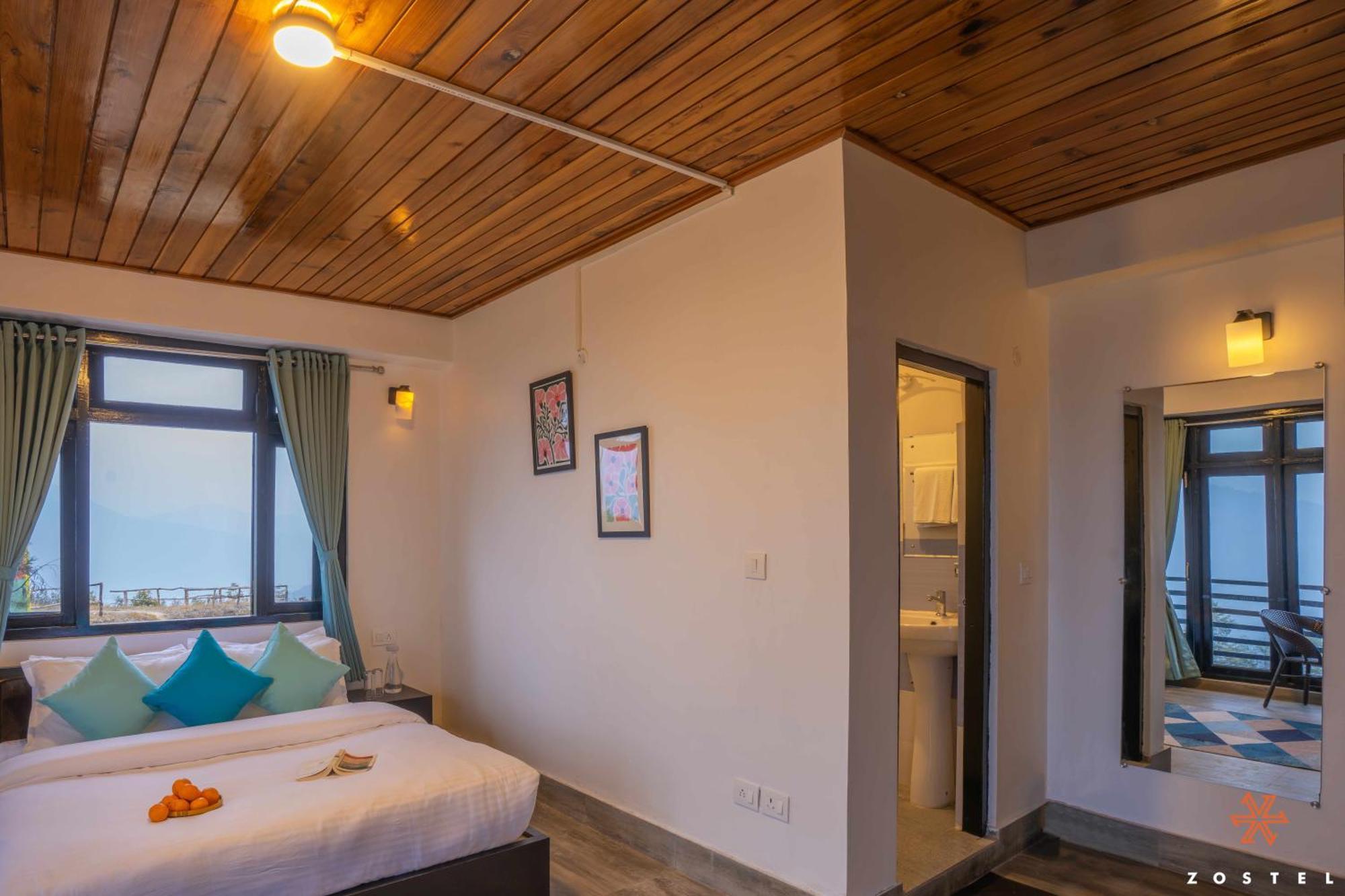 Zostel Rinchenpong Hostel Buitenkant foto