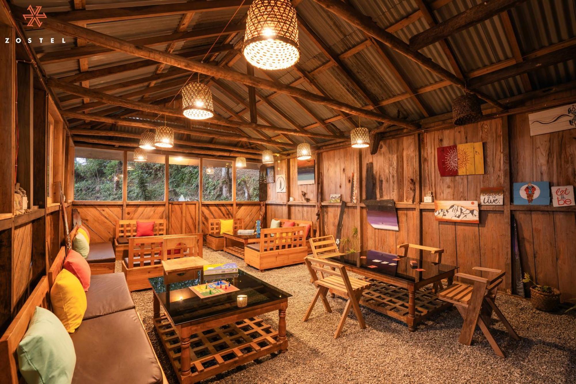 Zostel Rinchenpong Hostel Buitenkant foto